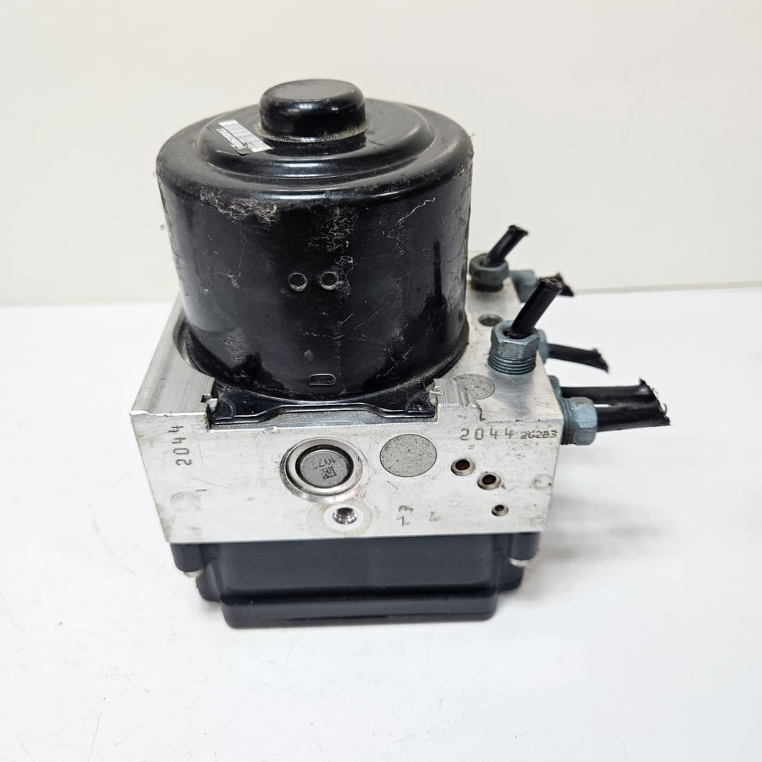 2012-2016 OEM BMW F30 320I 328I ABS Pump ATE 6862249 USED
