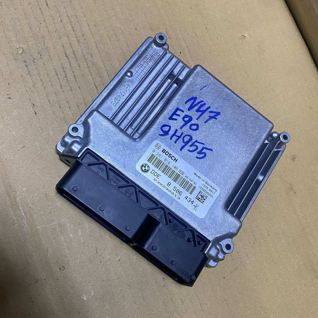 BMW Engine Control Unit 8506434 1 Series E87 and 3 Series E90