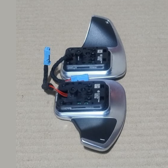 BMW X1 F25 STEERING SHIFTER WHEEL PADDLES - 9242983