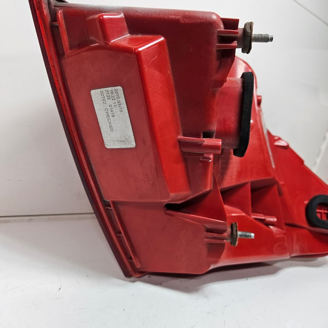 7182198-2008-2015 BMW 7 Series F01 F02 F03 F04 Taillight Right Side OEM