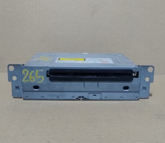 OEM BMW X3 F25 BUSINESS CD RADIO HEAD UNIT STEREO PLAYER - 9258265