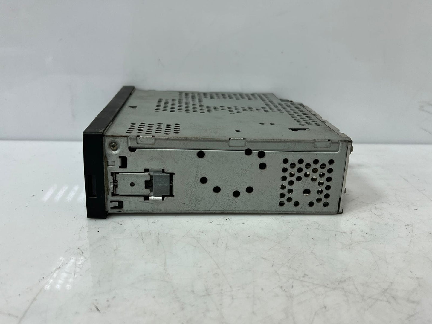 1996-2000 BMW E36 Z3 C33 DIN Radio Am Fm DC 12V Head Unit 8380235