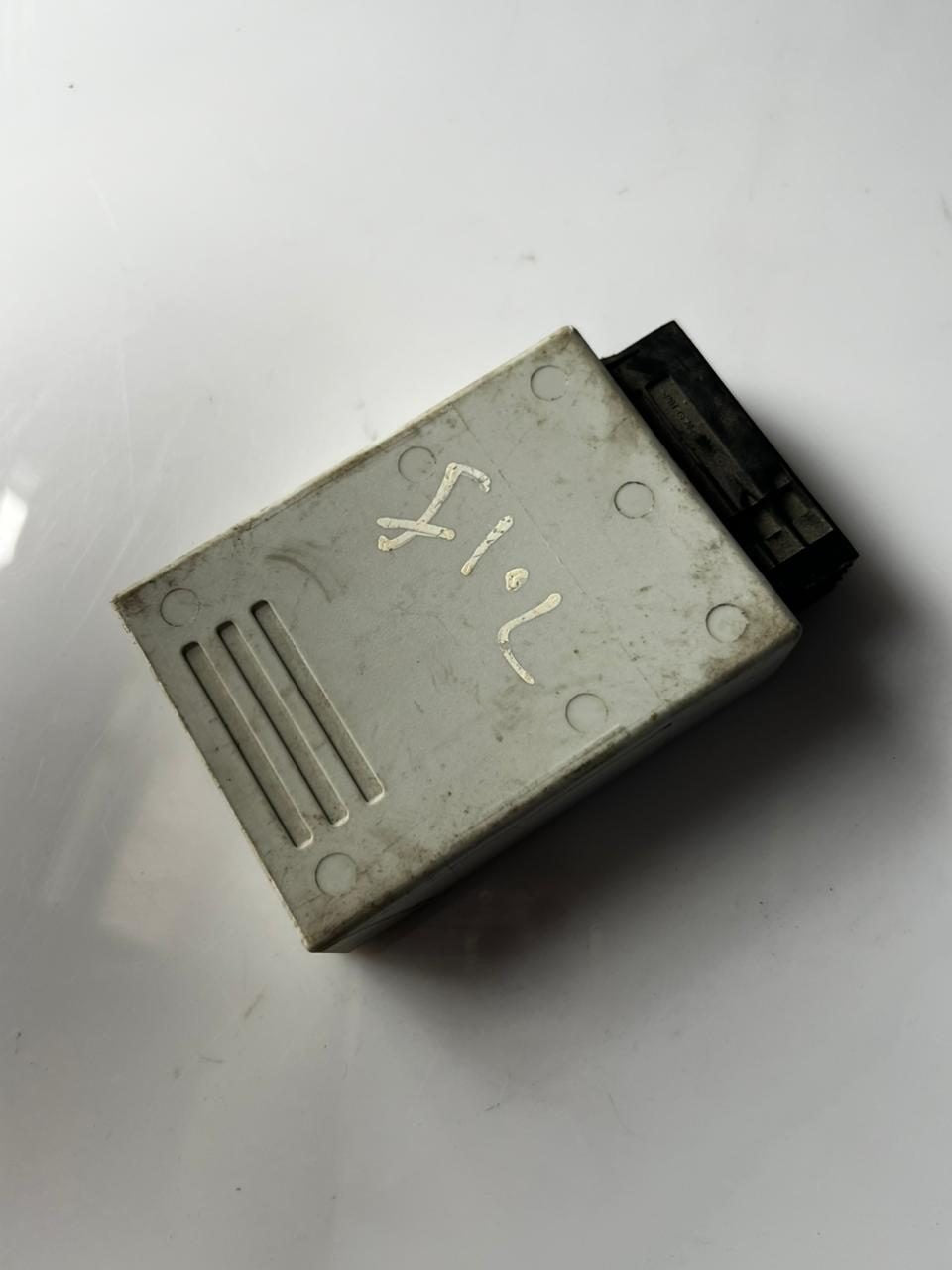 2009-15 BMW 550i 528i 650i 6796604 Tire Pressure Monitor Control Module 