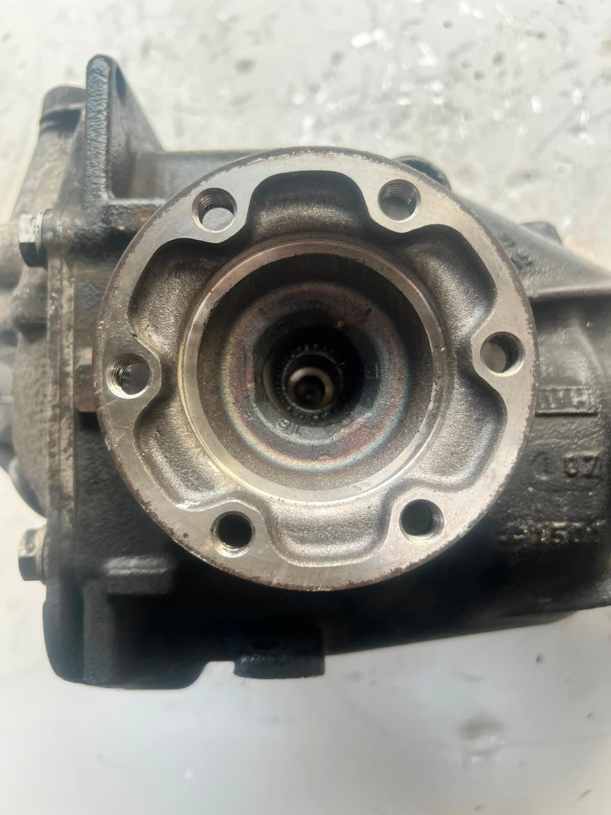 2007-2010 BMW X3 E83 Rear Differential 7547090 RATIO 4.44 