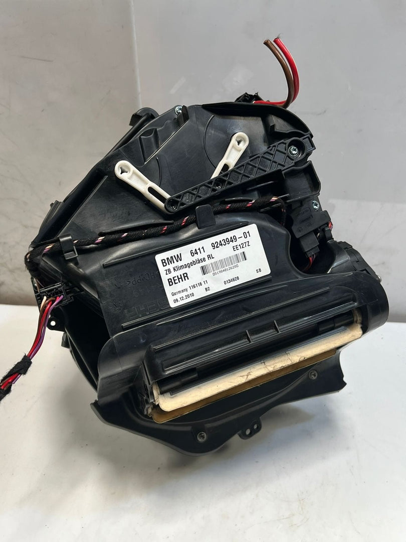 BMW 5' 6' 7' F10 F11 F06 F12 F13 F01 F02 AIR Heater Blower UNIT Motor 9243949