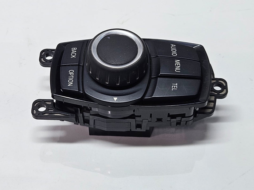 9317695-2015 BMW 328i F30 F31 iDrive Multimedia Controller OEM