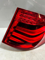 Load image into Gallery viewer, 2010-2013 BMW 5' 535i GT F07 N55 Rear RIGHT Tail Light BACK LIGHT 89091990 RHD