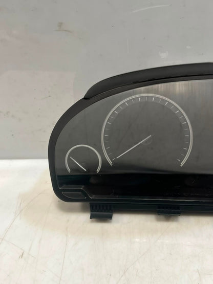 2010-2015 BMW 740i 7' F01, F02, F10 Instrument Cluster Speedometer Gauge 6805238