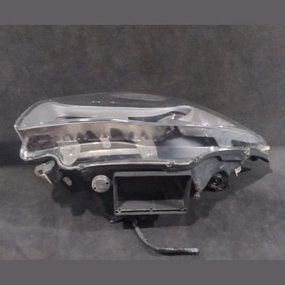 BMW 1 SERIES E81 E82 E87 E88  LEFT SIDE  HEADLIGHT LAMP  -7249651