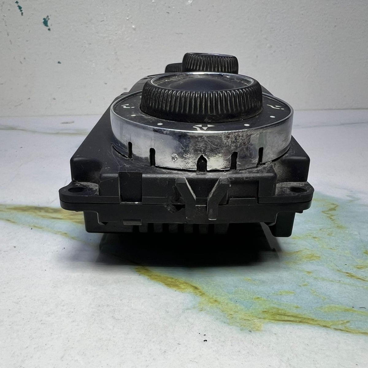 Mercedes Climate Control Panel A2038304085 C-Class W203 C230 
