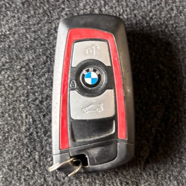 BMW 1 F20 PRE LCI 118i  N13B16A  ENGINE CONTROL UNIT ECU KEY LOCK SET - 8610484