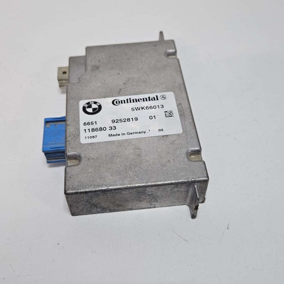 2009-2012 BMW F01 F02 F04 F10 F13 750Li Camera Control Module 9252819