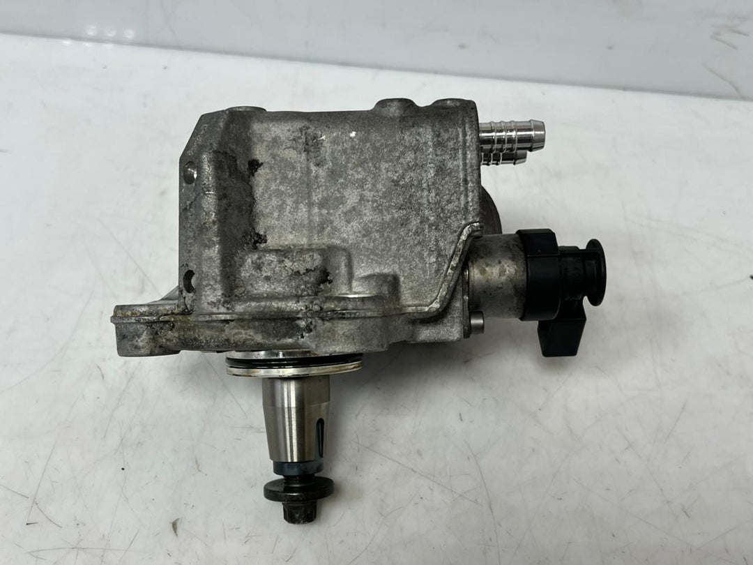 BMW 1 2 3 4 5 Series F20 F21 F30 X1 X3 E90 E92 High Pressure Fuel Pump 7810696