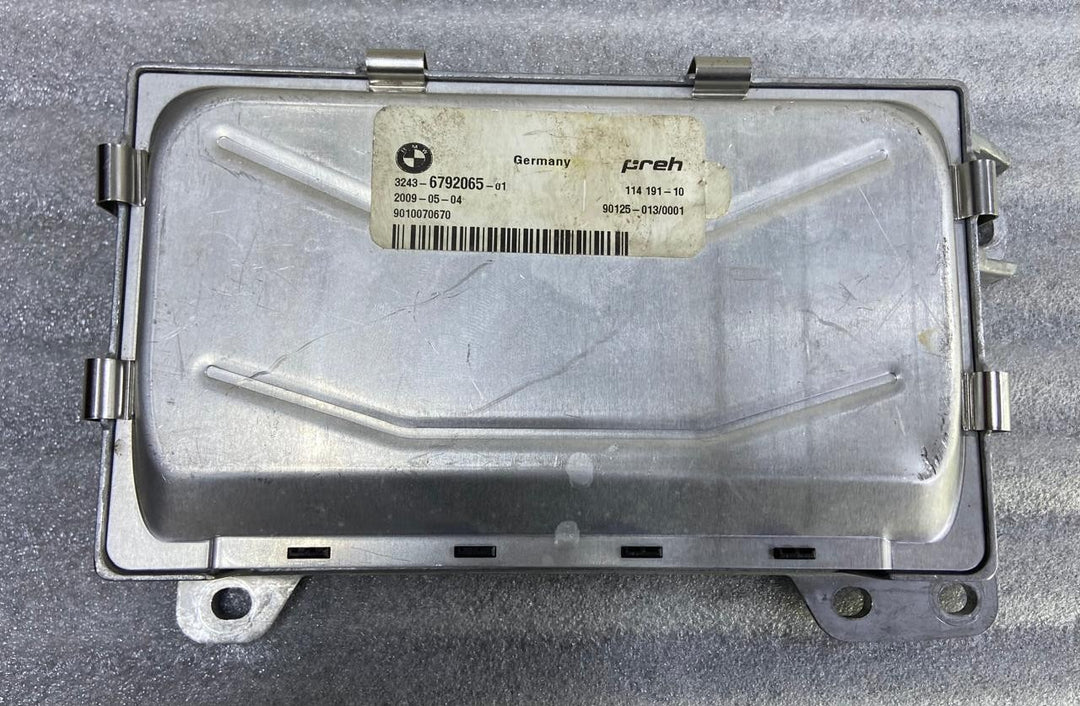 OEM BMW F10 F12 Rear Active Steering Computer Control Module 6792065