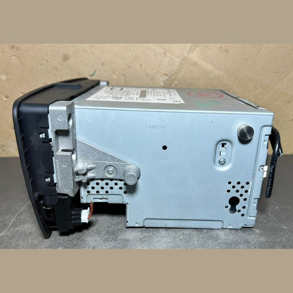 13–16 Mercedes-Benz W246 CLA Radio Audio Head Unit CD Player A246 9007815 OEM
