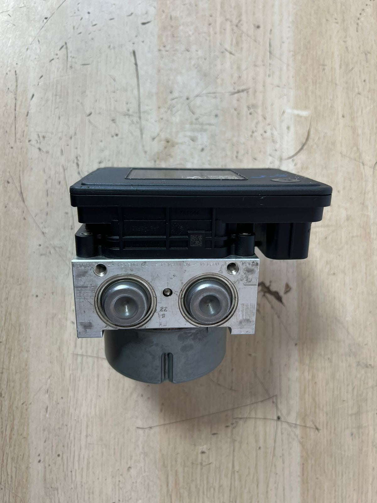 2015-2019 BMW 328i M4 F30 ABS Anti-Lock Brake Pump Module 6871110 OEM