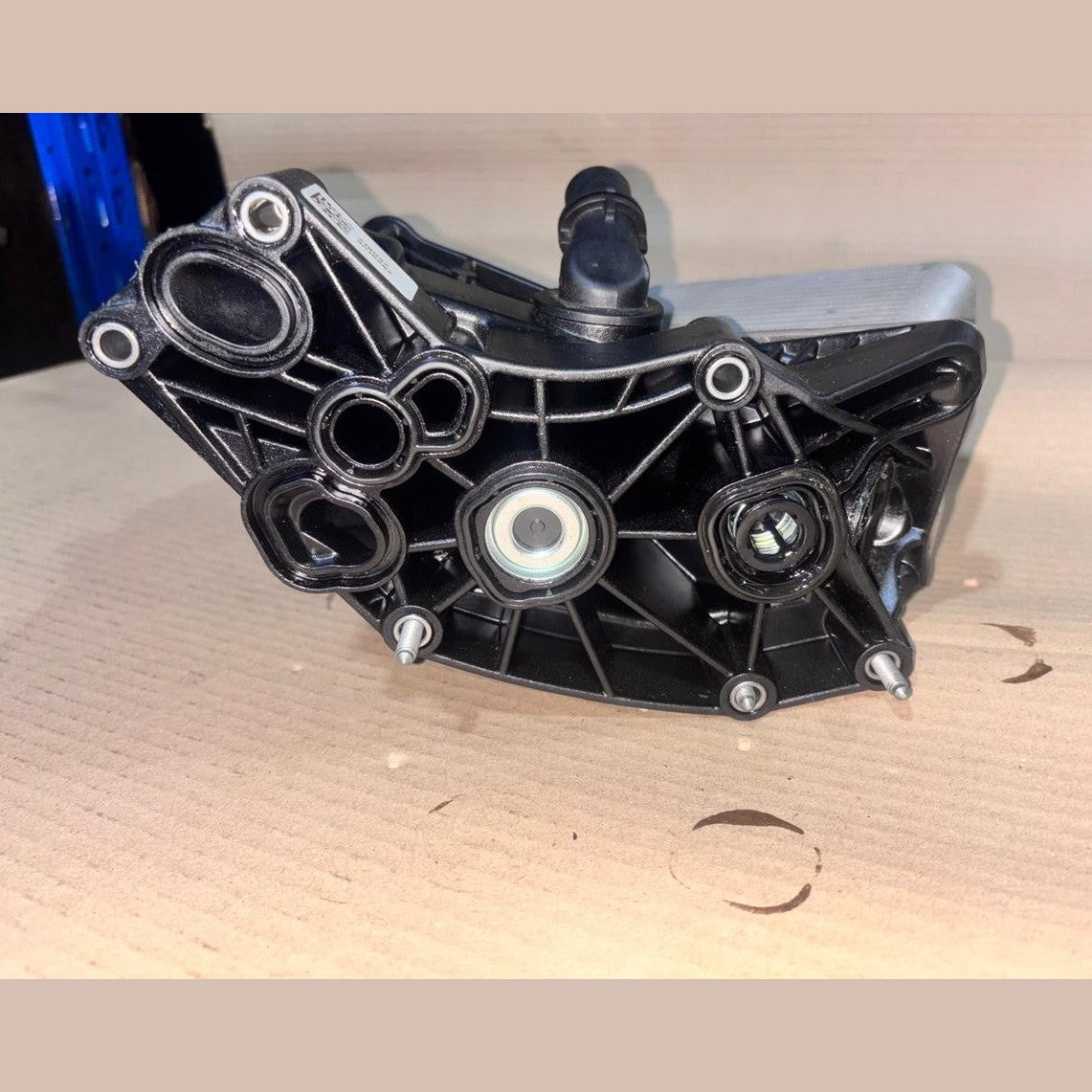 8570063 Oil Filter Housing Heat Exchanger BMW B57D30B 2er F22 F23 M240i