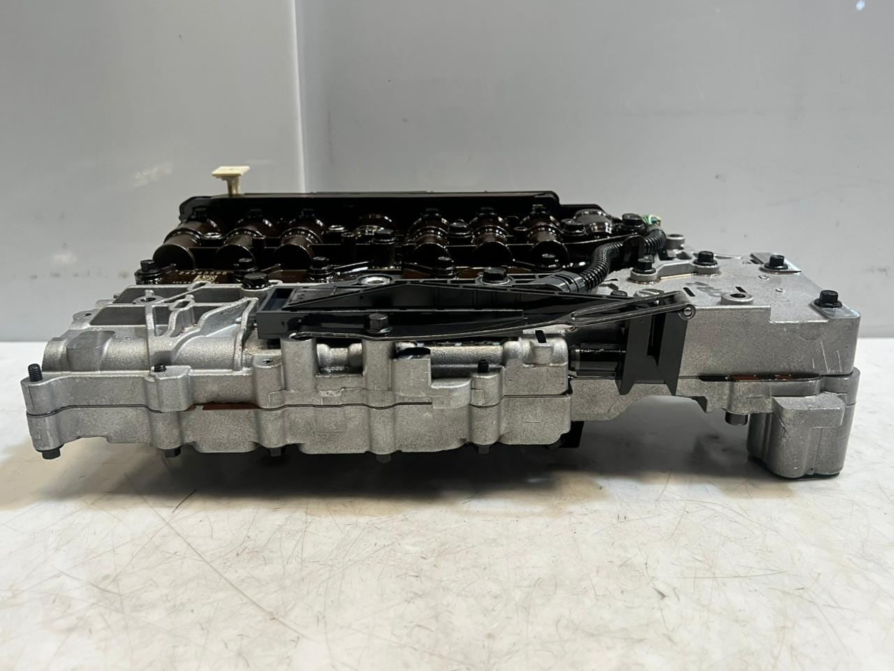 BMW 328xi E90 E83 GL45 GM Transmission Control VALVE BODY Module 24243598 OEM
