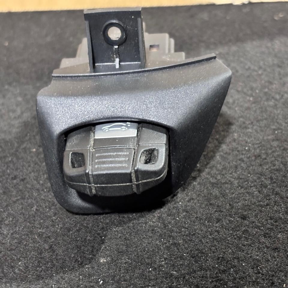 BMW Z4 X1 E84 N20 Engine Unit ECU Kit DME 8602914 CAS 3+Key Automatic OEM