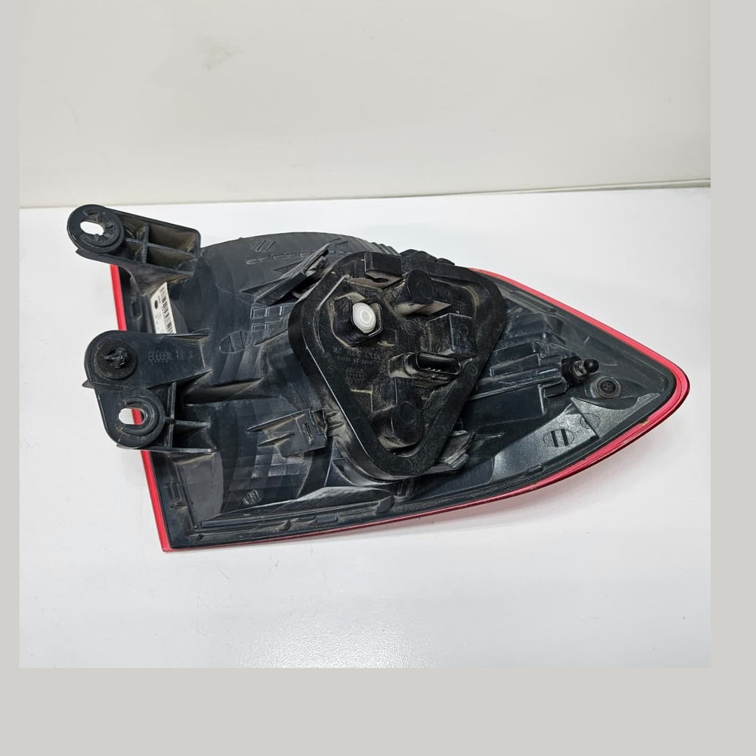 2012-2015 BMW F30 328i 335i Tail Light Assembly Right Side 7259896