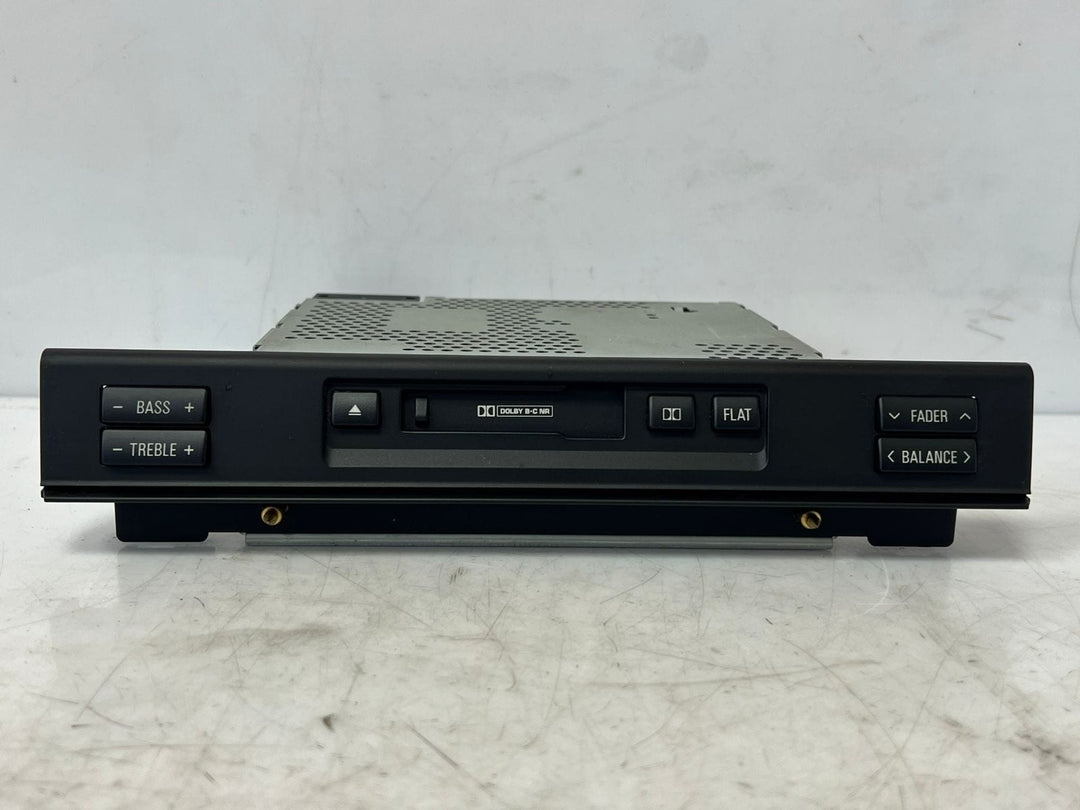 BMW C33 OCEANIA 12V DC NEGATIVE GND Business Radio 8362349 OEM