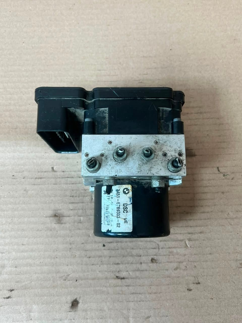 2009-2013 BMW 3 Series E90, E91, E92, E93 328i Abs Brake Pump Module 6789304