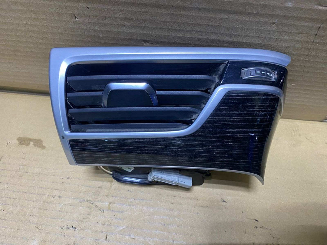 2016 BMW 750Li Dashboard Air Vent Grill 9299498 7 Series G11 G12 740LI RHD