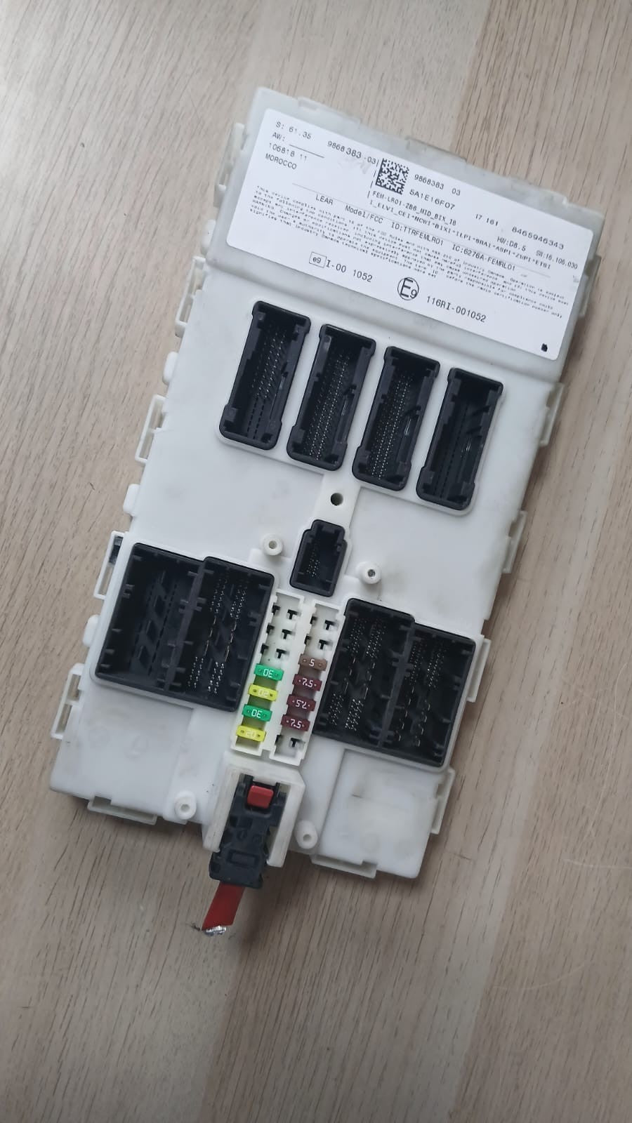 BMW F20 F21 F30 F31 F32 Body Control Comfort Module Unit FEM ECU LR01 9868383