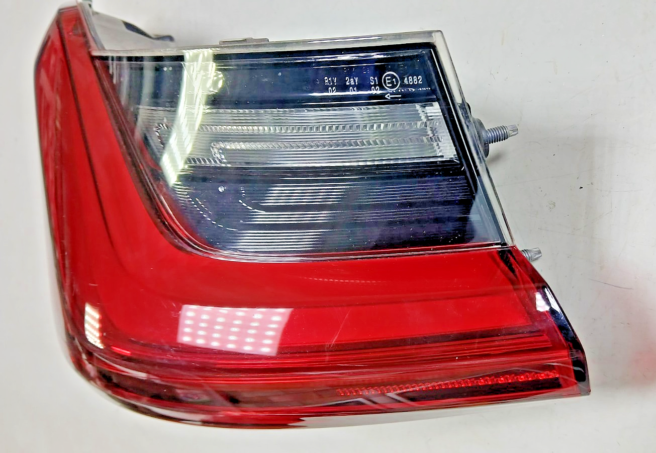 Genuine BMW 3 Series 2019 G21  Touring rear light LED side wall left ECE 7442757