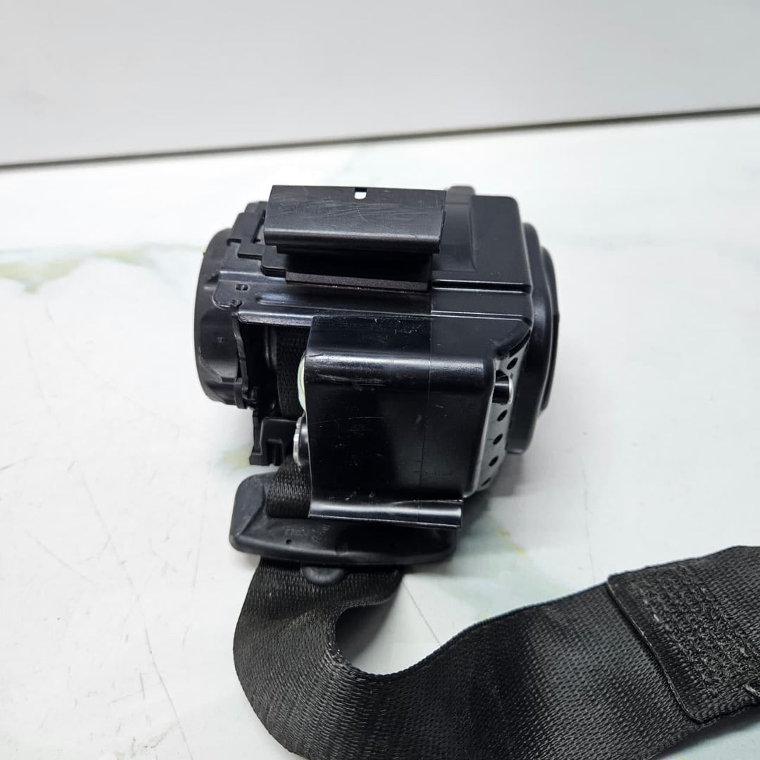 2016 BMW 7-Series G11 G12 740i Rear Seat Belt 7434181