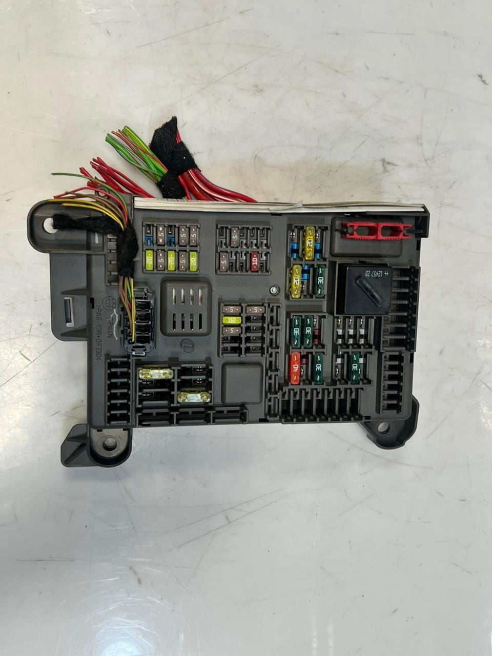 2007-2014 BMW X5 E70 and X6 E71 Rear Power Distribution Fuse Box 6931687 OEM