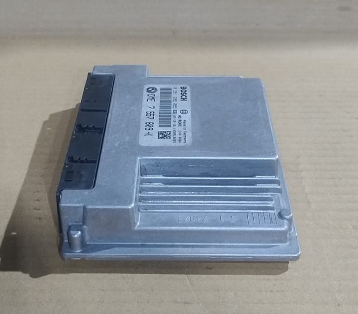 BMW 1 E81 E87  ENGINE CONTROL UNIT MODULE ECU  ONLY BOSCH - 7557809