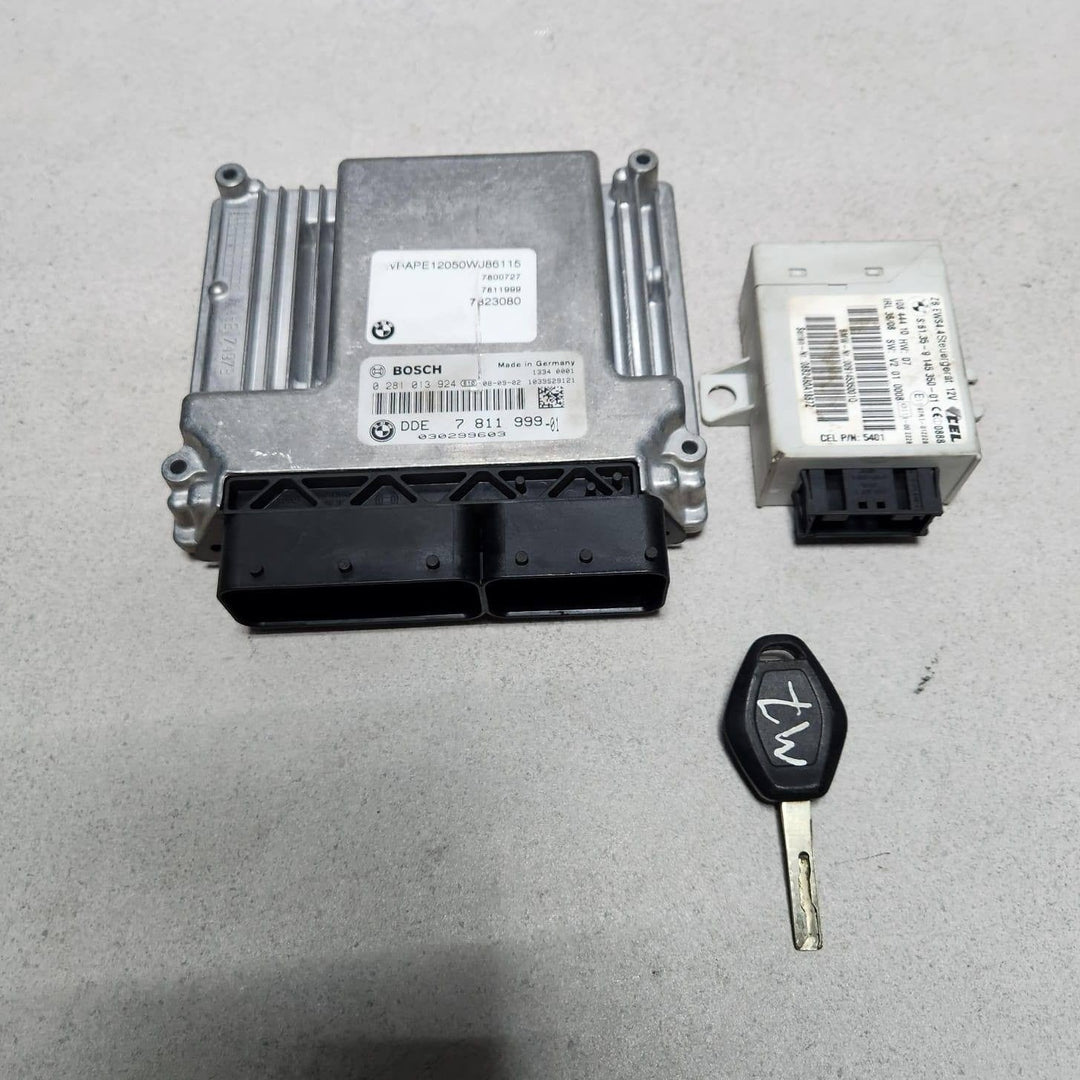 2004-2010 BMW X3 Engine Control Unit 7811999 E83 2.0D ECU SET FOR X3 E83 2.0D 