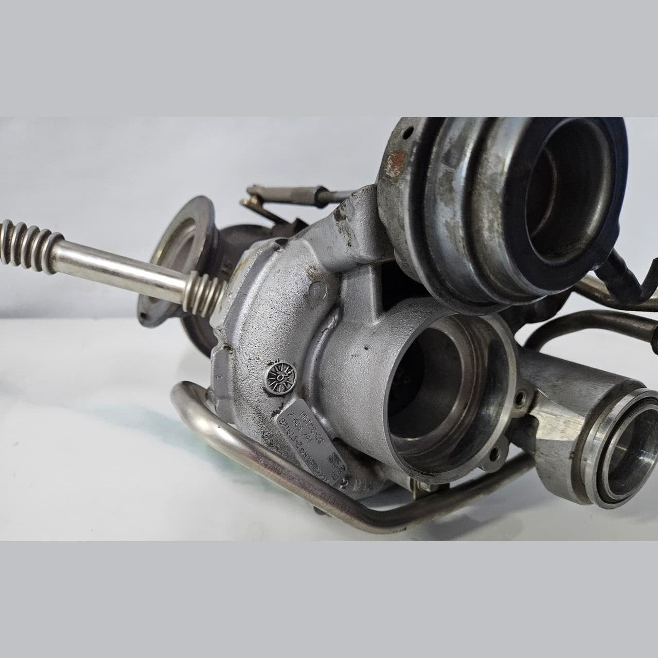 BMW F13 F06 F10 F01 550 650 750 Turbo Turbocharger 4.4L N63 Engine OEM 7605794
