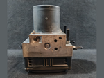 Load image into Gallery viewer, BMW 7 SERIES F01 F02 730D N57D30A ABS PUMP CONTROL MODULE 6797036
