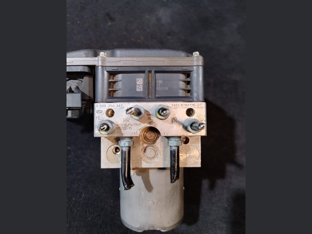 BMW E70 X5 Anti-lock Braking System (ABS) CONTROL UNIT MODULE UNIT DSC 6798284
