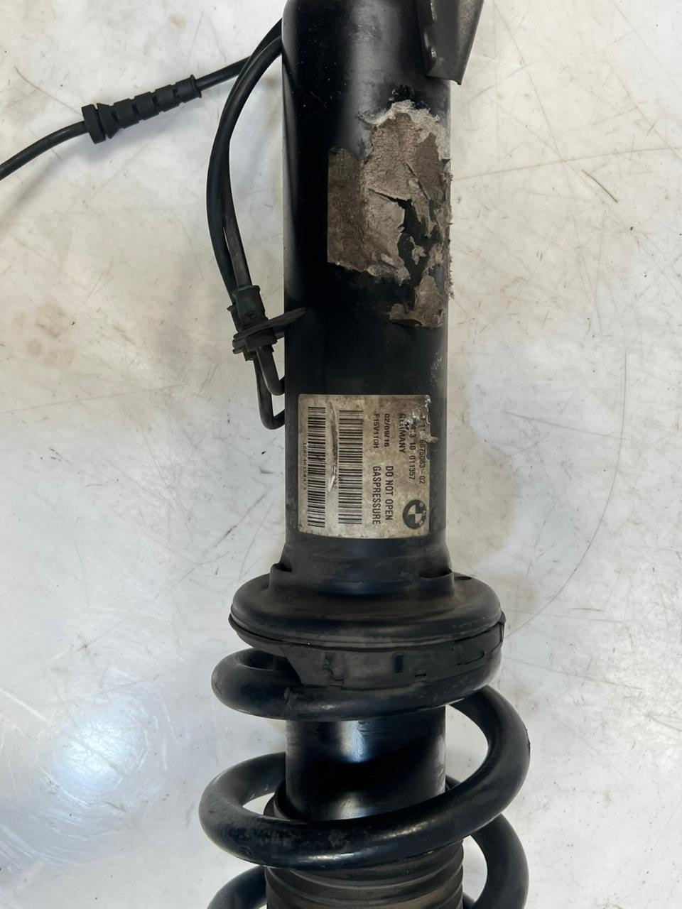 2015-2017 BMW X5 F15 F16 X6 30D M50D FRONT Shock Absorber 6875083 OEM