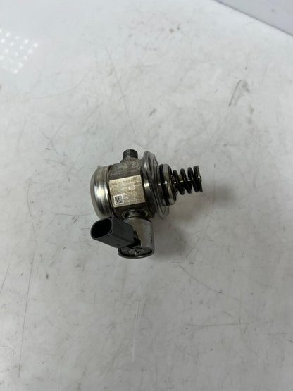 2014-18 BMW X5 550i 650i 750i 750Li X6 4.4L High Pressure Fuel Pump 7595339 OEM