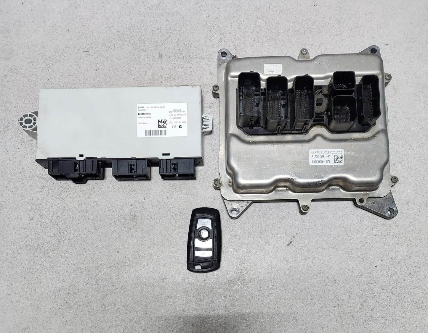 2012-2017 BMW 320i F10 F25 F30 N20 Engine Control Unit DME ECU Set 8606306 OEM