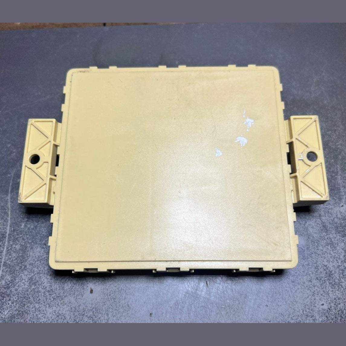 12-17 Mercedes W218 CLS AMG 63 Drive Unit Extended Control Module A000 9009903