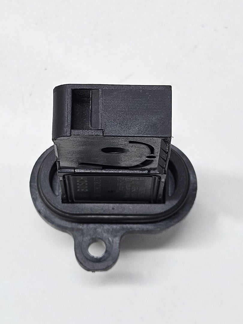 7566990-2010-2013 BMW 550i  650i, 750i, X6 Mass Air Flow Sensor OEM