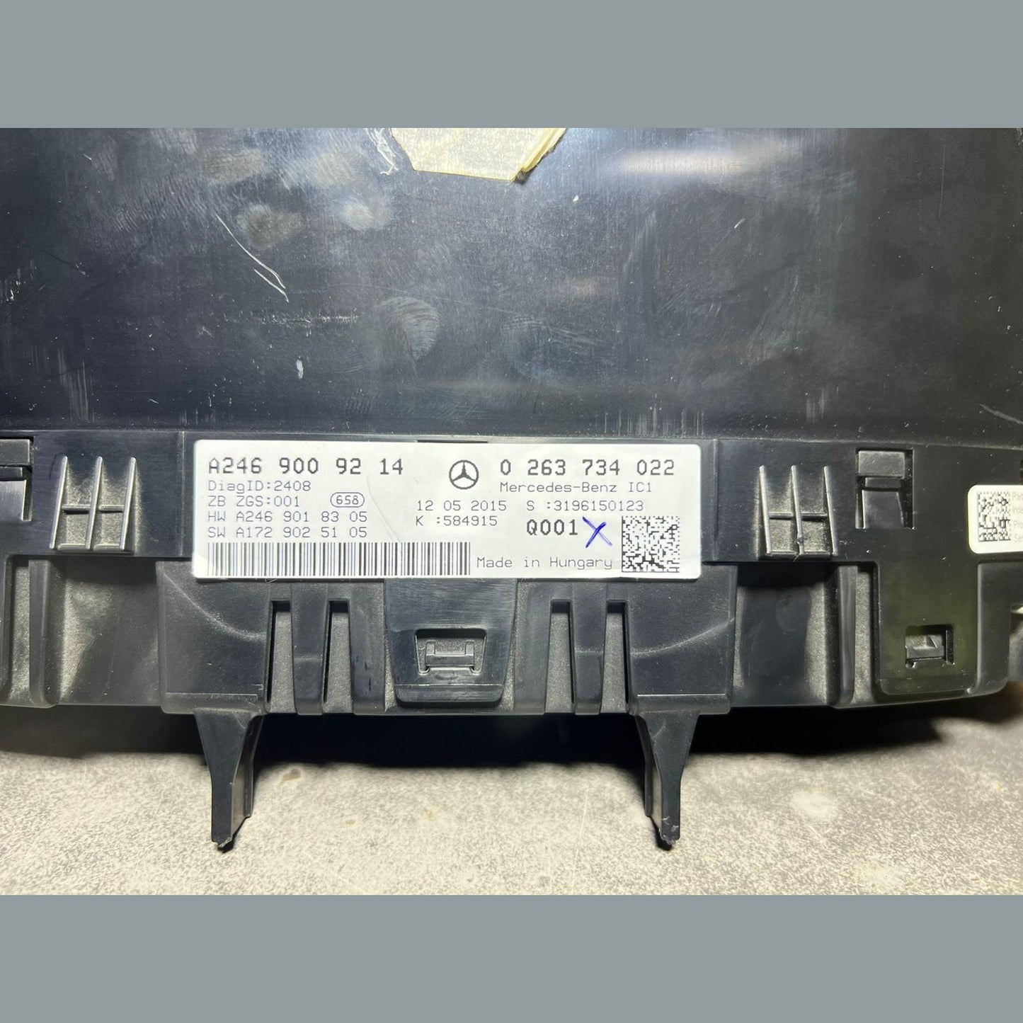 12-14 Mercedes-Benz W246 B-Class Instrument Cluster Speedometer A246 9009214 OEM