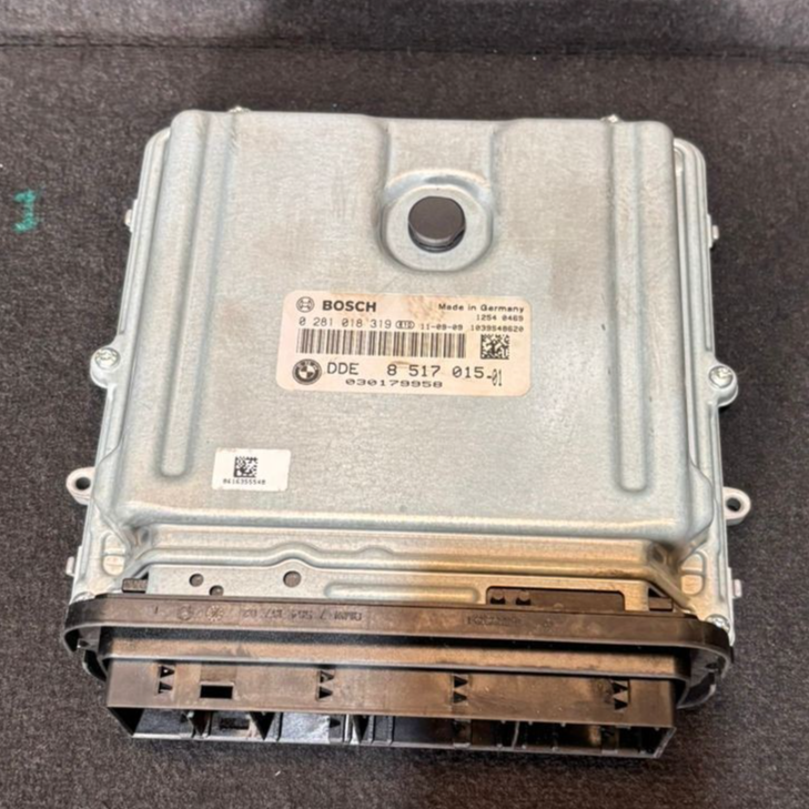 OEM BMW X5 E70 X6 E71 30dX Diesel N57 ENGINE CONTROL UNIT  ECU SET DDE 8517015