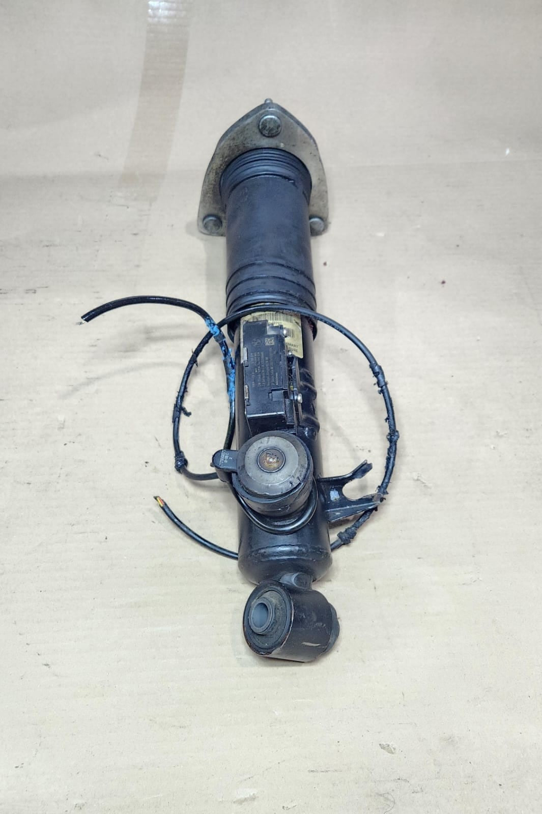 2010-2014 BMW X5 Rear Shock Absorber 6785407 X5 X6 E71 VDC 