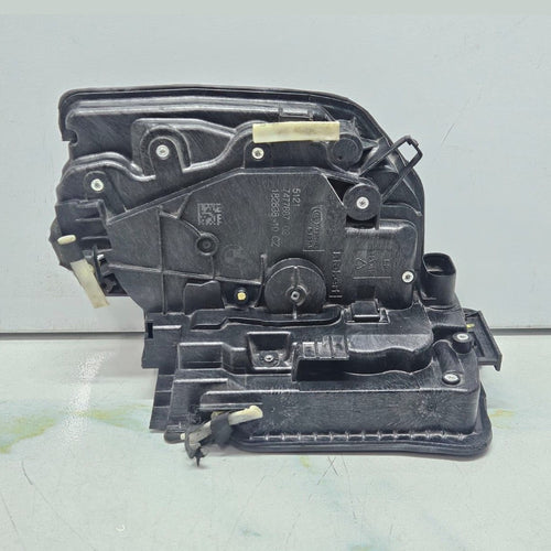 BMW 5 TOURING G31 TÜRSC HLOSS VORNE LINKS 5121 7477687 OEM