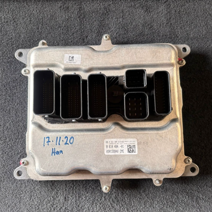 BMW 1 F20 PRE LCI 118i  N13B16A  ENGINE CONTROL UNIT ECU KEY LOCK SET - 8610484