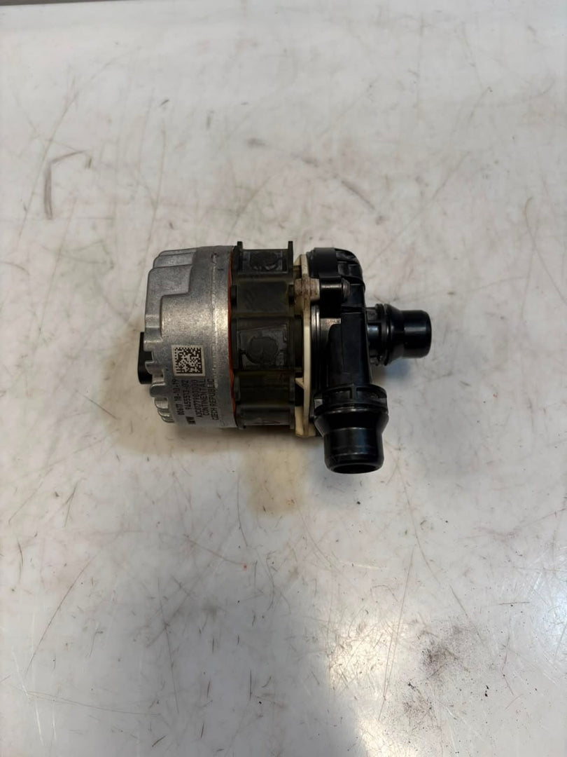 BMW G01 G05 G20 G22 G23 G26 G30 G29 B58 Auxiliary Coolant Water Pump 9455513