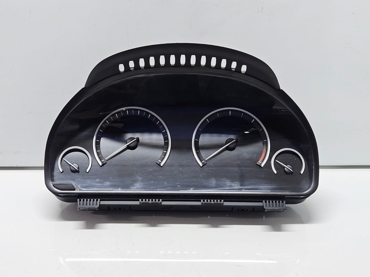 8795224-2018 BMW X4 F26 N57 RHD Instrument Cluster Speedometer OEM