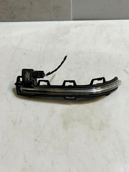 2018-2024 BMW X3 G01 X4 G02 X5 G05 X6 G06 G07 Mirror Turn Signal Light 7441439