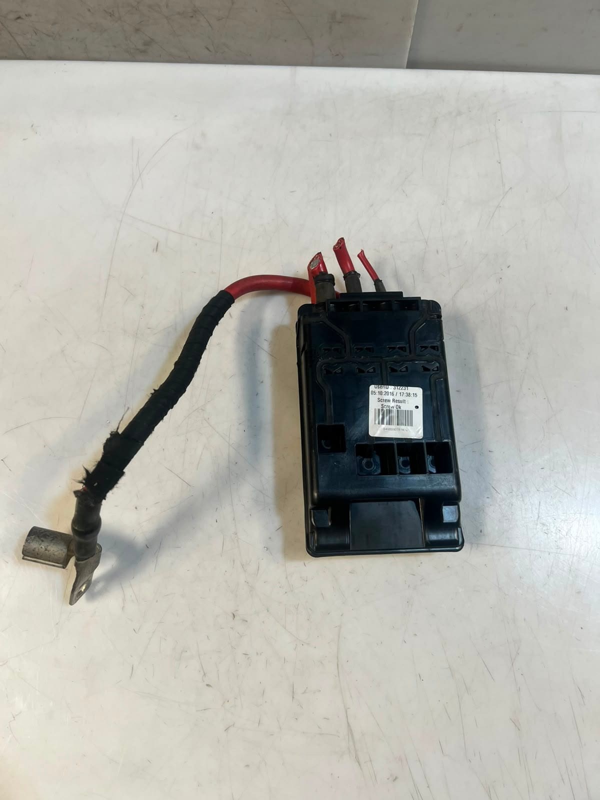 BMW X1 F46 F45 F48 F49 F54 MINI F55 F56 Fuse Box Junction Terminal Box 9321022